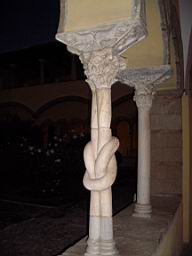 Benevento - Column.JPG